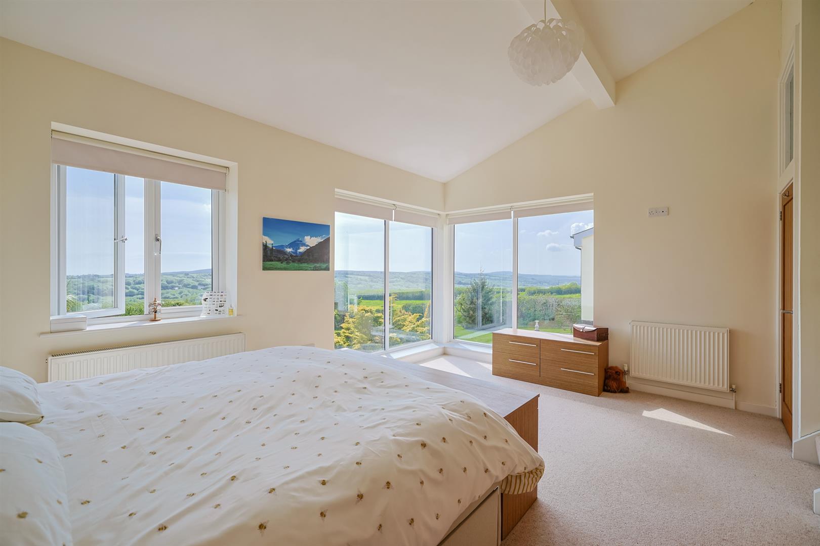 Misty Hills Close, Three Crosses, Swansea, SA4 3JF